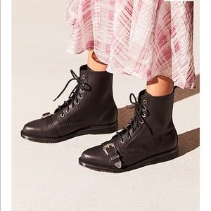 Dr. Martens buckle Ulima boot UK 7 / US 9